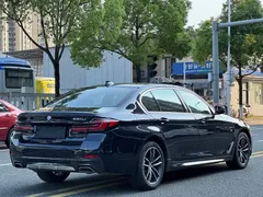 2021 BMW 5 Series 5 525Li M, чёрный — фото 4