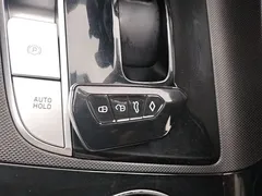 2022 Hyundai Elantra 1.5L CVT LUX Premium, синий — фото 9