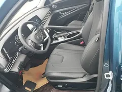 2022 Hyundai Elantra 1.5L CVT LUX Premium, синий — фото 15