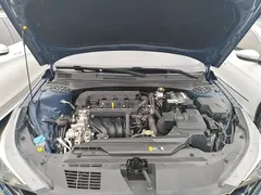 2022 Hyundai Elantra 1.5L CVT LUX Premium, синий — фото 20