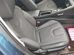 2022 Hyundai Elantra 1.5L CVT LUX Premium, синий — фото 25
