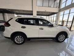2022 Nissan X-Trail 2.0L 2WD Premium, белый — фото 8