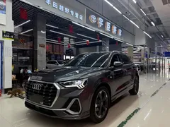 2022 Audi Q3 35 TFSI — фото 1