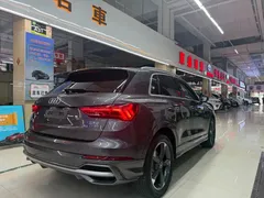 2022 Audi Q3 35 TFSI — фото 5