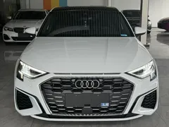 2022 Audi A3L Limousine 35 TFSI Luxury Sport, белый — фото 2