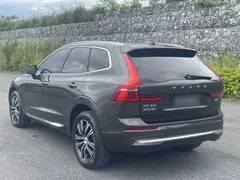 2022 Volvo XC60 4WD Luxury — фото 5