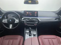 2023 BMW 5 Series 530Li Leading M Sport Package, чёрный — фото 7