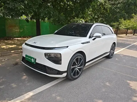 2022 Xpeng G9 702 Pro