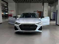2024 Audi A7 45 TFSI Premium Selection, чёрный — фото 4