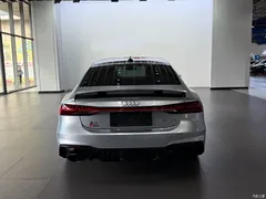 2024 Audi A7 45 TFSI Premium Selection, чёрный — фото 20