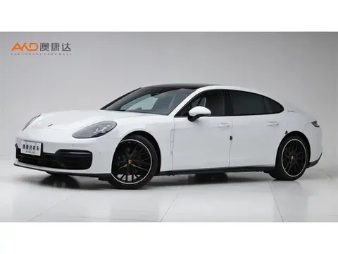 2023 Porsche Panamera 4/2.9T/23
