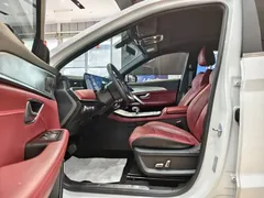 2023 Jetour X70 PLUS 1.5T DCT Ziqiang Pro 5-seat, белый — фото 14