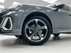 2022 Audi Q3 35 TFSI — фото 6