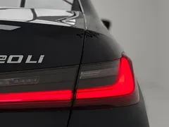 2023 BMW 3 Series 3 320Li M, чёрный — фото 13