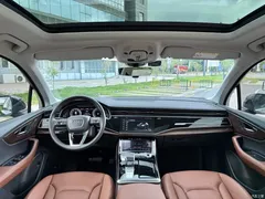 2022 Audi Q7 55 TFSI quattro S line sporty, чёрный — фото 9