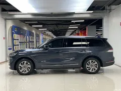 2021 Geely Pilot 3.0T V6 4WD Premium, синий — фото 4