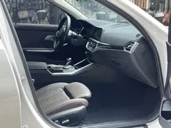 2022 BMW 3 Series 320Li M Sport Package, белый — фото 5