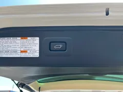 2023 Toyota Vellfire Hybrid 2.5L HV Supreme, белый — фото 40