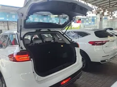 2022 Geely Atlas 1.8TD DCT, белый — фото 9