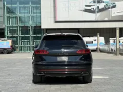 2021 Volkswagen Touareg 3.0TSI, чёрный — фото 6