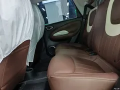 2023 Geely Wuling Bingo 333km Lingxi Internet+, белый — фото 6