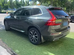 2021 Volvo XC60 4WD Luxury — фото 6