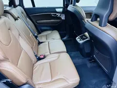 2021 Volvo XC90 B6 Luxury 7-seater, белый — фото 20