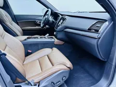 2021 Volvo XC90 B6 Luxury 7-seater, белый — фото 21