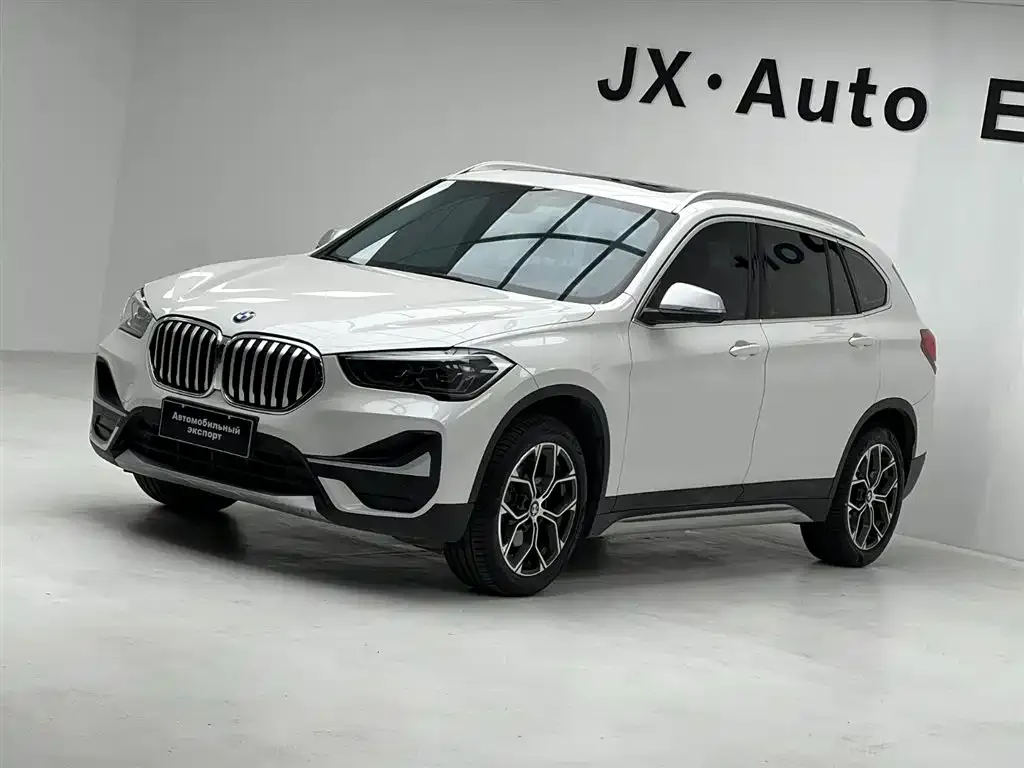 2022 BMW X1