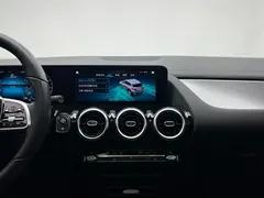2020 Mercedes-Benz GLA 180, белый — фото 24