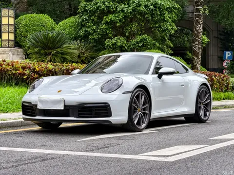 2020 Porsche 911 Carrera 3.0T