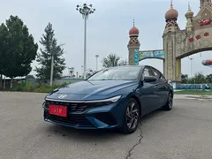 2023 Hyundai Elantra 1.5L CVT TOP Flagship, синий — фото 1