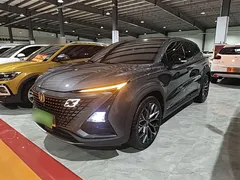 2022 Changan UNI-T 1.5T Premium — фото 1