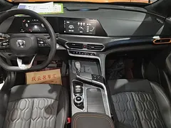 2022 Changan UNI-T 1.5T Premium — фото 13