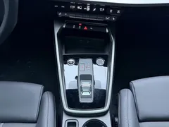 2023 Audi A3L Limousine 35 TFSI, белый — фото 16