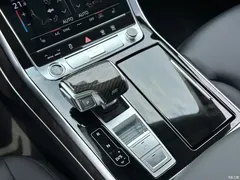 2021 Audi Q8 55 TFSI Premium Dynamic Model — фото 13