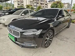 2023 Volvo S90 B5 Luxury, чёрный — фото 2