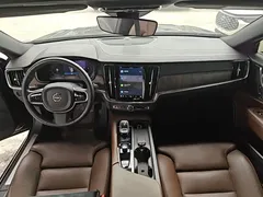 2023 Volvo S90 B5 Luxury, чёрный — фото 6