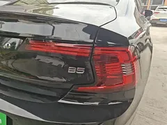 2023 Volvo S90 B5 Luxury, чёрный — фото 23