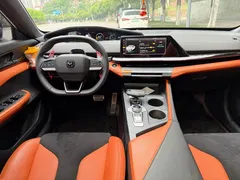2023 Changan UNI-V 1.5T Sport, белый — фото 9
