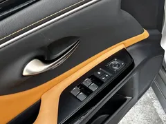2022 Lexus ES 300h — фото 16