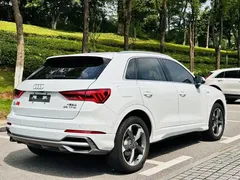 2022 Audi Q3 35 TFSI fashionable and dynamic, белый — фото 10