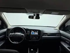 2021 Mitsubishi Outlander 2.0L 2WD 5, белый — фото 9