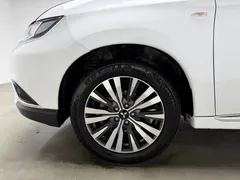 2021 Mitsubishi Outlander 2.0L 2WD 5, белый — фото 23