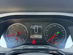 2021 Volkswagen Polo Plus 1.5L AT, белый — фото 11