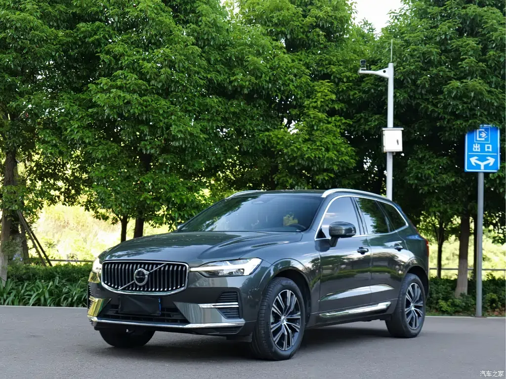 2022 Volvo XC60 B5 4WD Zhiyuan Luxury