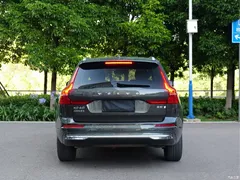 2022 Volvo XC60 B5 4WD Zhiyuan Luxury — фото 6