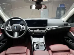 2023 BMW 3 Series 320Li M Sport Package, белый — фото 16