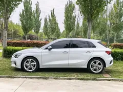 2023 Audi A3 Sportback 35 TFSI Fashion Sport, белый — фото 6