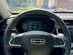 2020 Geely Atlas 1.8TD DCT Zhilian PRO, белый — фото 20